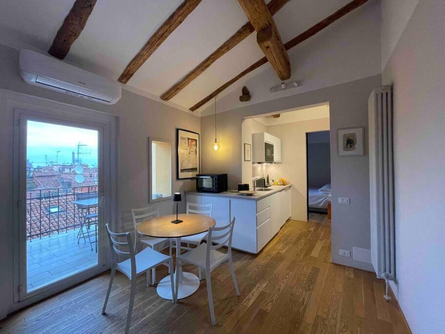 Romantic Attic Room With Panoramic View Bologne Extérieur photo
